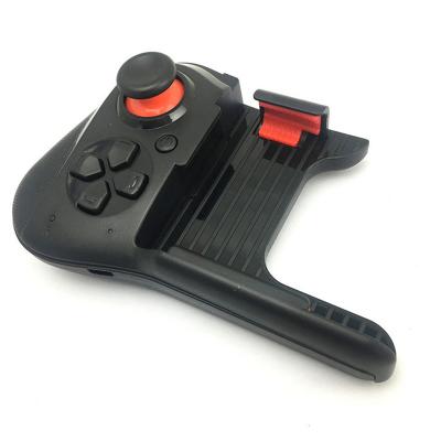 China With phone holder BT game controller wireless mobile gamepad for android/IOS for PUBG with phone holder for sale