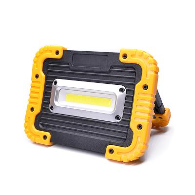 China 10w Emergency Led Lamp 750lms COB Camping Working Light Outdoor Portable Working Rechargeable Spotlight With Power Bank for sale