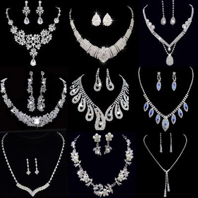 China Pretty Various Styles Wholesale Sexy Fashion Ladies Jewelry Set Butterfly Necklace Dangle Earring Set Crystal Flower Bridal Wedding Jewelry for sale