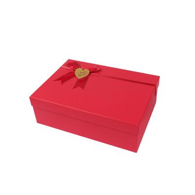 China Recycled Materials Box Custom Packaging Gifts Cardboard Box Custom Logo Luxury Gift Box Present for sale