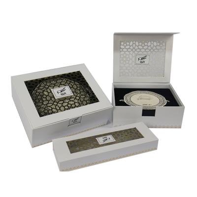 China Eco - Friendly Promotion Food Date Luxury Paper Gift Set Box Hot Selling for sale