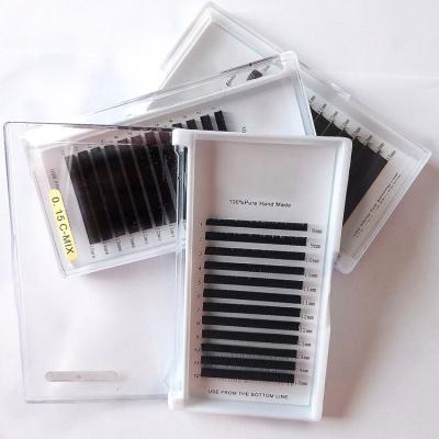 China Wholesale Delicate Easy Fanning Private Label Lash Extension Trays Volume Eyelash Extensions for sale