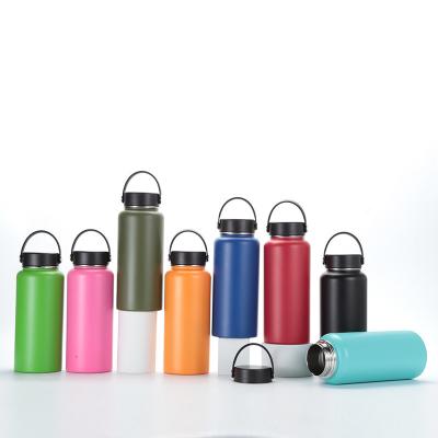 China OEM Wholesale 32oz Wall Stainless Steel Durable Cheap Thermos Double Sports Water Bottle Training Vacuum Flask With Plastic Rope for sale