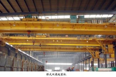 China Stable Electric Double Girder Overhead Crane 24 Months Warranty With Hook for sale