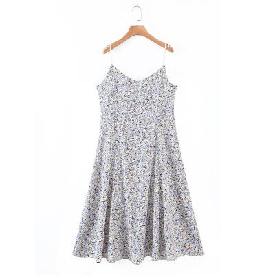 China Comfortable Plus-size Women's Dress Fat Sister 100kg Hollow Out Floral V-Neck Middle And Long Suspender Dress for sale