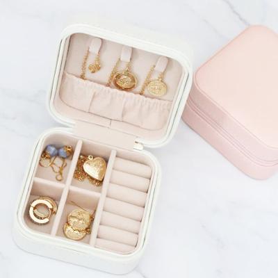 China Custom Luxury Custom Luxury Jewelery Case Girls 'Jewelry' Case Girls PU Jewelry Organizer Small Travel Earring Jewelry Box Portable Travel Storage Leather Jewelry Box ” for sale