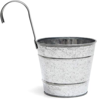 China Modern Metal Bucket Planter Garden Home Deep Galvanized Metal Hanging Planters With Handle Flower Pot for sale