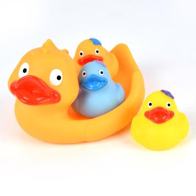 China Bath Toy Eco Family Friendly Mini Duckies Kid Cartoon Set Set Baby Bathtub Bathroom Play Animal Shower Bath Toy Yellow Rubber Duck for sale