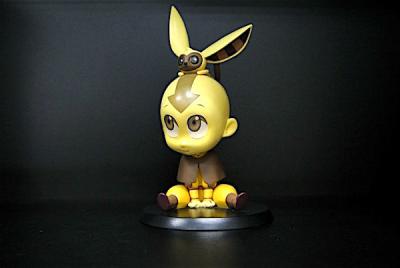 China Special Type Japanese Anime Figures Gold Avatar Fashionable Design for sale