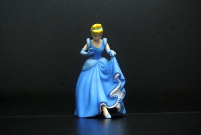 China Figura branca da neve Collectible pequena azul dos brinquedos do vestido da cor para crianças à venda