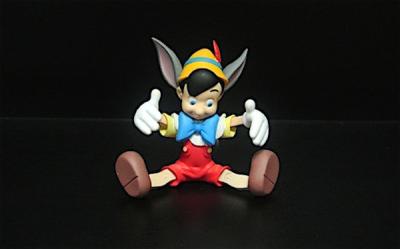 China 90 - 95 Degree Pinocchio Little Collectible Toys With Disney Logo Customized Color for sale