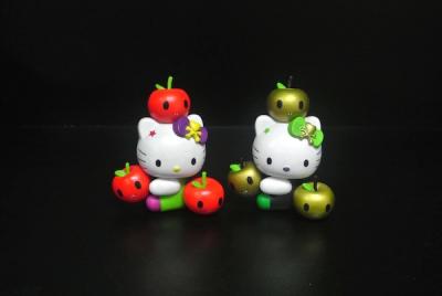 China Two Types Mini Hello Kitty Figures Toy 85 Degree For Convenient Store for sale