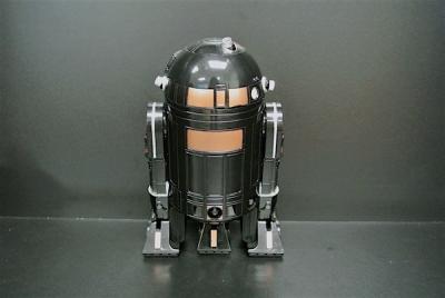 China Gold Mix Black Type Robot Figure Toy , Small Star Wars Figures For Souvenir for sale