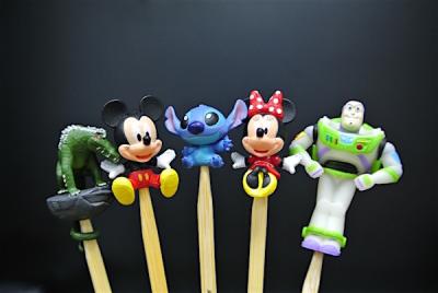 China Diversas figuras selección de bambú del carácter de Disney de los estilos del oído para el recuerdo en venta