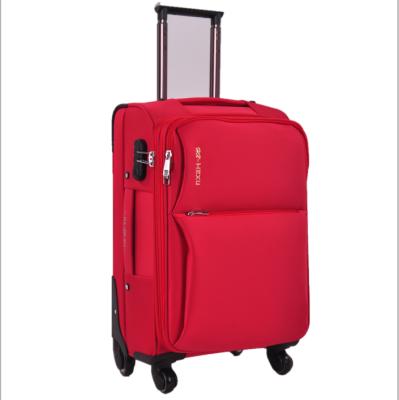 China 600D Polyester Spinner Suitcases Outdoor Luggage Moving Set Luxury Materials New Design With Good Quality for sale