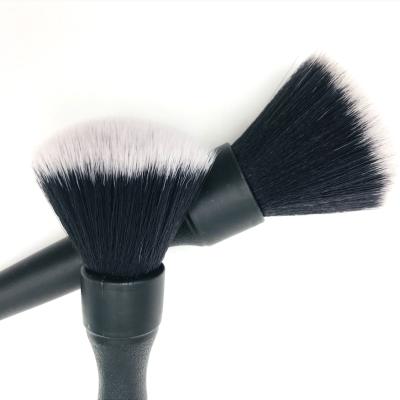 China Black Cleaning Brush Car Cleaning Brush With Soft And Firm Hair for sale