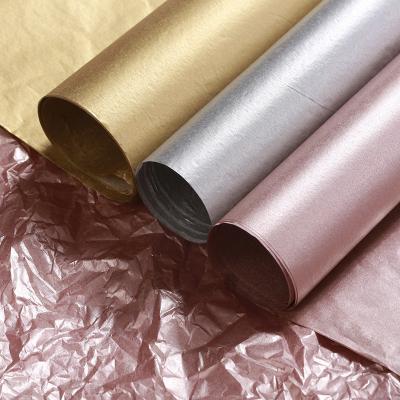 China Customized Recyclable Silver/Gold 17/22 Gsm Silk Tissue Paper is used as inner wrapping paper for gifts and crafts, red wine gift box for sale