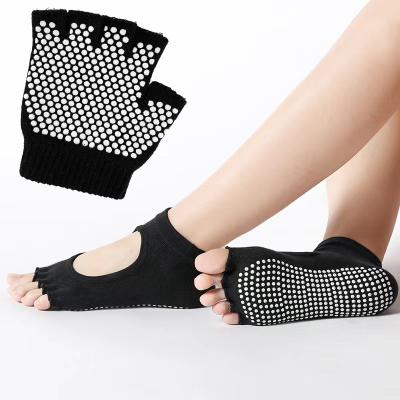 China Sporty Wholesale Low MOQ For Custom Logo Cotton Women Non Slip Yoga Gloves And Socks For Pilates for sale