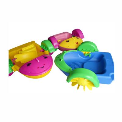 China Small Hand Engineering Plastic (PE+PP) Mini Pedal Boat Kids Hand Paddle Boats (70kgs) for sale