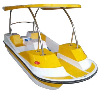 China Electric fun /Seaside/holiday 4 seater fiberglass leisure boat water pedal boat used for water park for sale