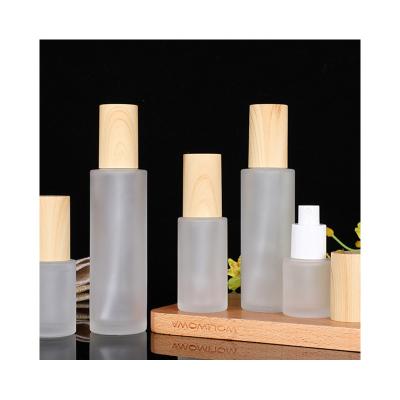 China Personal Care Refillable bamboo jars and bottles for cosmetic bamboo essential oil bottle bamboo roller bottle for sale