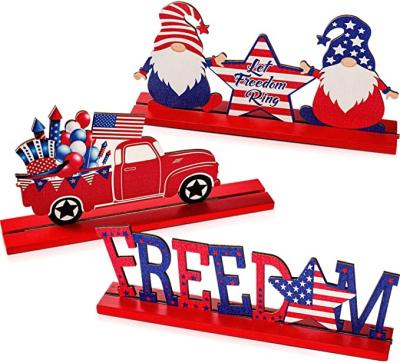 China USA Themed Decor Wood Independence Day Atmosphere Decoration Celebration Party Supplies Favor Freedom Sign for sale