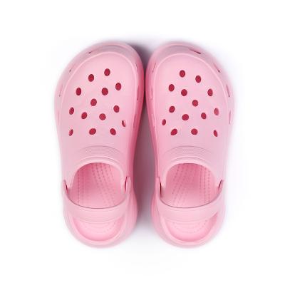 China Top Rank Breathable Popular Design Warm Unisex Classic Summer Shoes Medical Slippers Rubber Clogs for sale