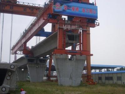 China Railway Bridge Girder Launching Gantry Crane 50m Span 160t Lifting Capacity for sale