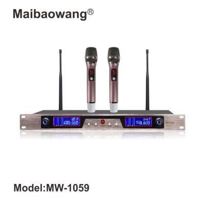 China Wireless Microphone Conference Wireless New Professional UHF Full Metal Microphones For Church for sale