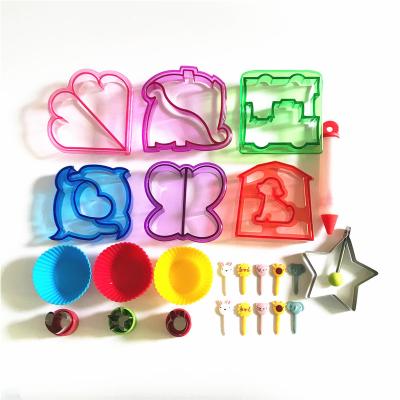 China BPA Free Viable 27pcs Cartoon Shaped Kids Vegetable Bento Lunch Set Sandwich Toast Breadfruit Cutters Set for sale