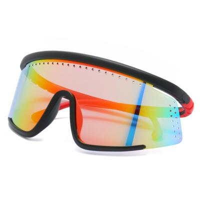 China New Sports Sunglasses Recycling Men's Large Frame Colorful Outdoor Windshield Polarized Sunglasses Women's Sports Lenses for sale