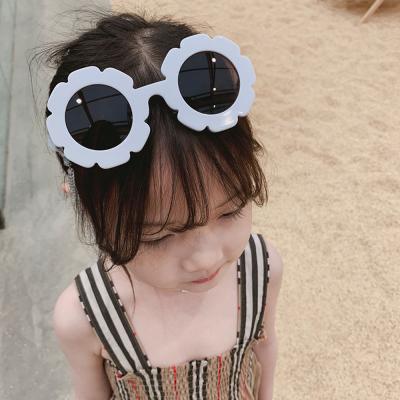 China Sports Sunglasses Children's Flower Frame Sunglasses, Kids Fashion Boys And Girls Cute Sunglasses for sale