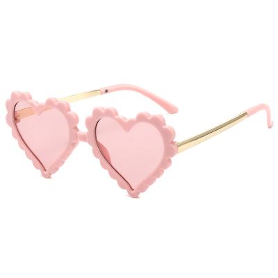 China 2021 new fashion children's sunglasses sunglasses shape heart shape children sunglasses flower love girl glasses for sale