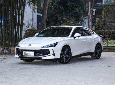 China 138 kW 1.5T Auto Limousine MG7 Hochgeschwindigkeits-Gas- und Benzinfahrzeuge zu verkaufen