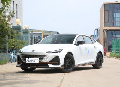 Китай Скидка Авто Турбо 2WD Чанг Ан EV Чанган UNI-V 7 передач 1.5L 2.0L бензиновый седан Новый автомобиль продается