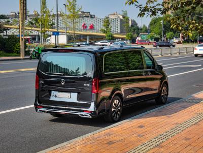 China Tecnología Inteligente Fábrica Deporte Automático Mercedes Benz Negocio Auto Vito MPV Nuevo coche de combustible en venta