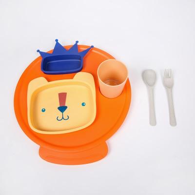 China Home Food Grade Lion Patterns Hard With Spoon Wedding Party And Plastic Fork Kids Dish for sale