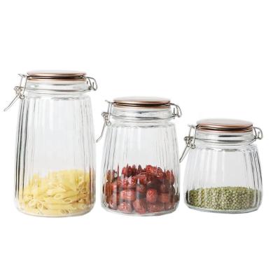 China Sustainable Cookies Food Glass Candy Jars Cut Top Glass Jar for sale