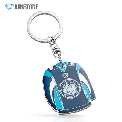 China Custom Promotion Gift Ice Hockey Tank Shaped Key Chain With Soft Enamel Filled Key Chain For Team Club for sale