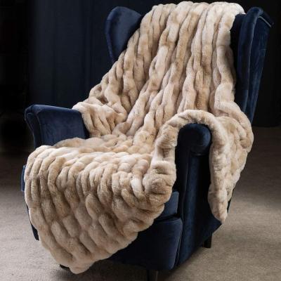 China Luxury Faux Fur Throw Mink Blanket Anti-pull Factory Rabbit Plaid Covering Home Maker for Winter and Autumn for sale