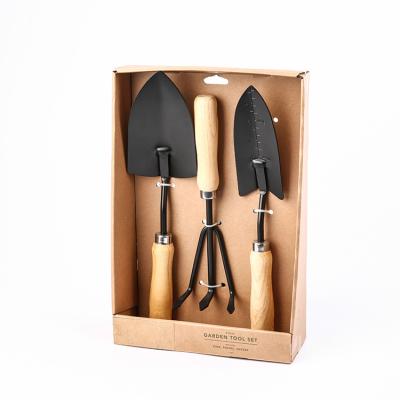 China Household Selling Professional 3 Piece Wooden Handle Planting Garden Digging Tool Kit for sale