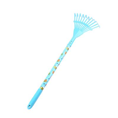 China Rake Factory Direct Tour Handles Garden Tool Leaf Rake Power Lawn Rake for sale