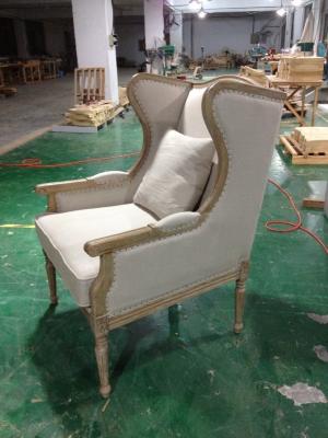 Chine En bois antique français et le tissu ont tapissé le salon de fauteuils avec l'oreiller lombaire à vendre