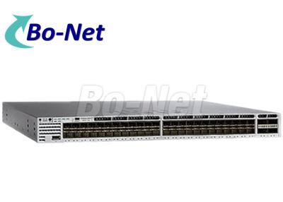 China El catalizador 3850 48 de Cisco vira el interruptor del gigabit hacia el lado de babor de Cisco WS-C3850-48XS-S Cisco de la base del IP del interruptor de la fibra 10G en venta