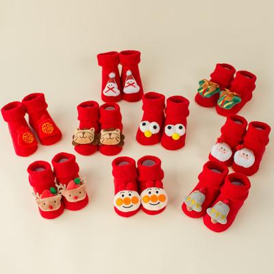 China Cartoon Newborn Red Non-Slip Baby Doll Floor Terry Cotton Baby Tube Medium Christmas Stockings Don't Feel Tight With Feet for sale