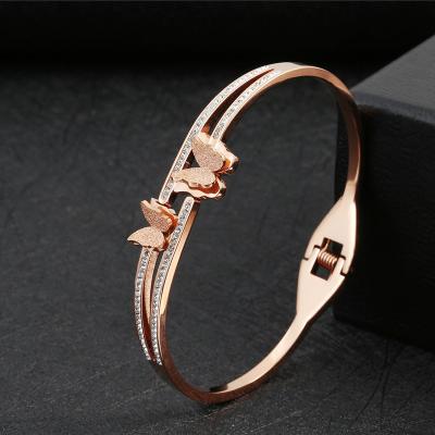 China FASHIONABLE 14K Rose Gold Plated Cuff Bangle Bracelet for Women and Girls Automatic Spring Clasp Closure Charm Link Chain Wrist Bracelet for sale