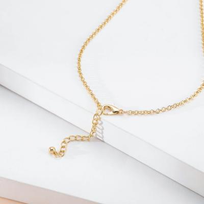 China Trendy Pearl Necklaces Gold Plated Alloy Chain Boho Choker Pendant Necklace For Women for sale