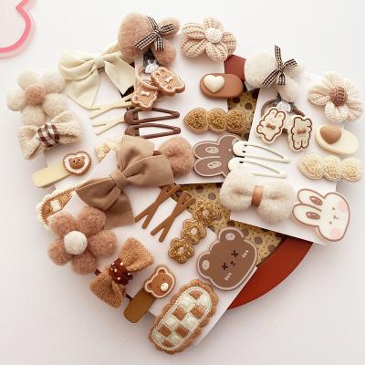 China Fashion Winter Plush Flower Hairpin Set Lovely Bow Bear Hair Pins Small For Girls Cute Cartoon Coffee Color Hair Ornaments 10pcs/set for sale