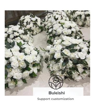 China Artificial Rose Balls Customized Wedding Table Centerpieces Decoration Silk Rose Artificial Greenery Table Decoration White Wedding Flower for sale