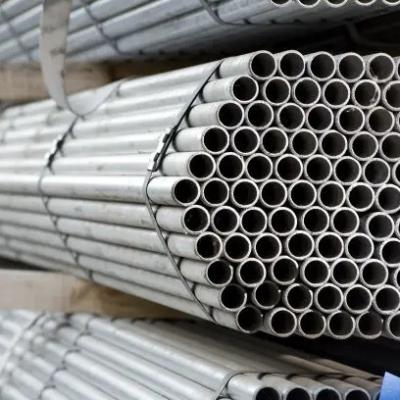 China Pipe source factory sch40 liquid black steel pipe welded steel pipes for sale